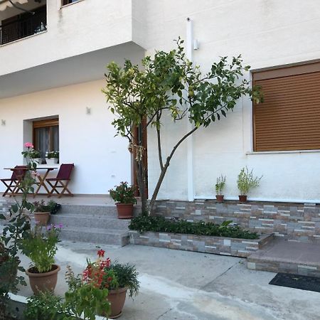 Vila Alikaj Apartment Sarande Bagian luar foto